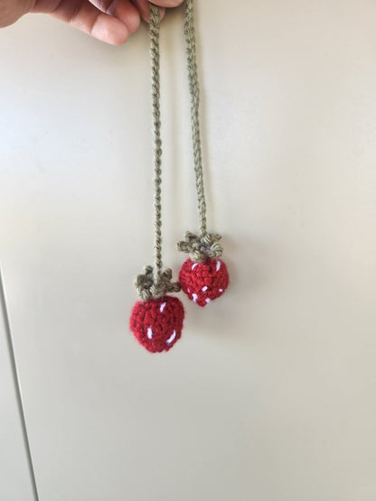 Crochet Strawberry Hanger - Plant and Clay Nook